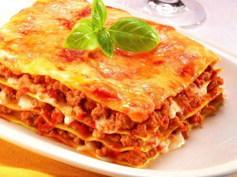 Lasanha á Bolonhesa Congelada | Diveneto Alimentos Lasanha á Bolonhesa Congelada | Diveneto Alimentos