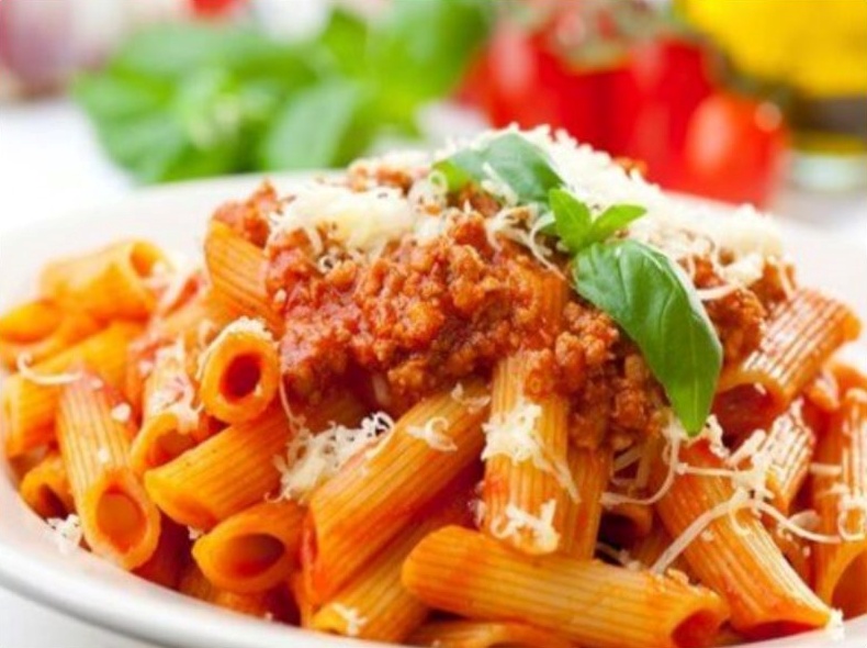 Penne à Bolonhesa Congelado | Diveneto Alimentos Penne à Bolonhesa Congelado | Diveneto Alimentos