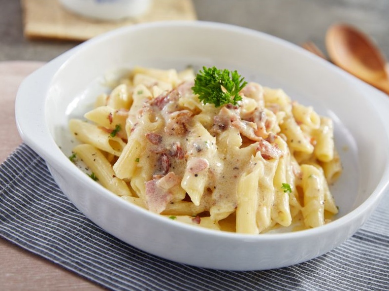 Penne à Carbonara Congelado | Diveneto Alimentos Penne à Carbonara Congelado | Diveneto Alimentos