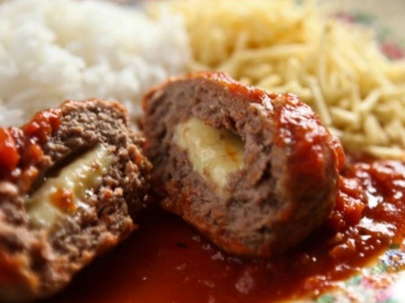 Polpetone ao Sugo Congelado | Diveneto Alimentos Polpetone ao Sugo Congelado | Diveneto Alimentos