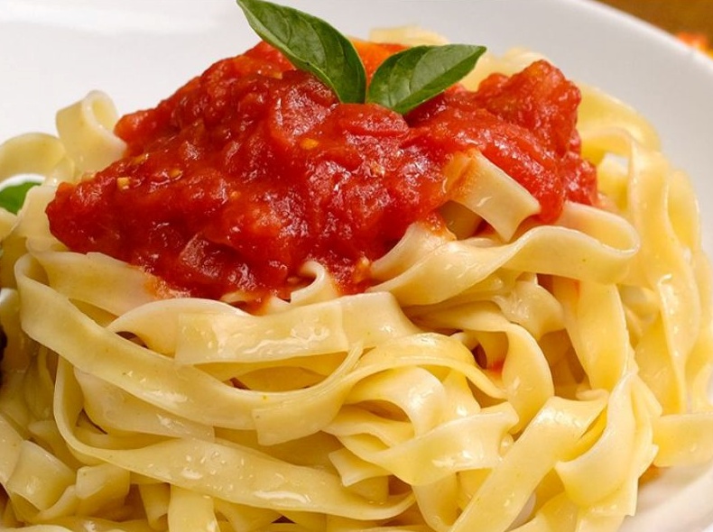 Talharim ao Sugo Congelado | Diveneto Alimentos Talharim ao Sugo Congelado | Diveneto Alimentos